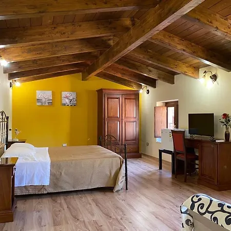 Casa di campagna Borgo Patierno