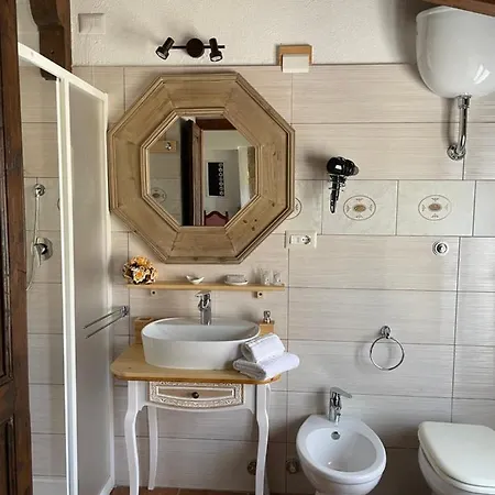 Borgo Patierno Kır Evi *