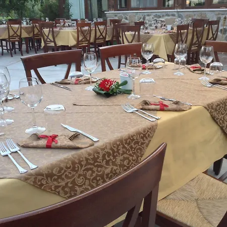 Borgo Patierno Kır Evi